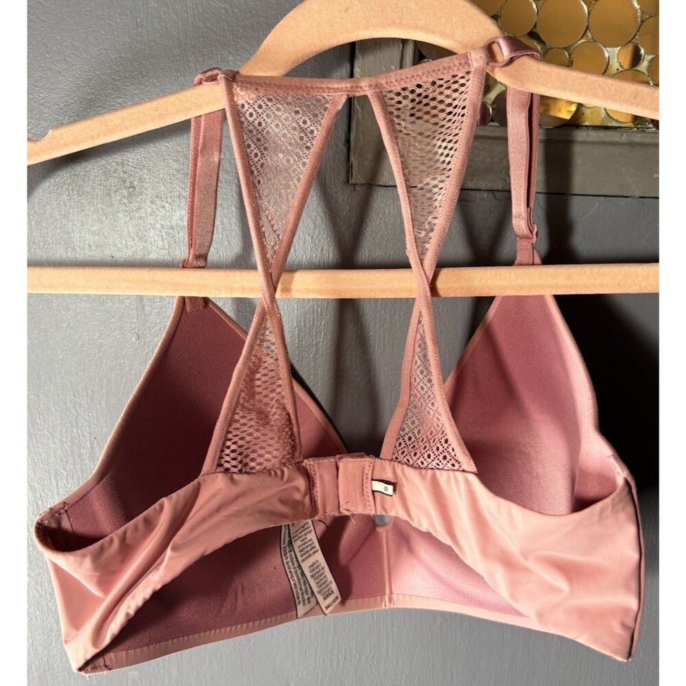 🎭 3/$20 Victoria’s Secret Wireless Bra 34C Pink Lace Back Everyday Comfort - Picture 7 of 8